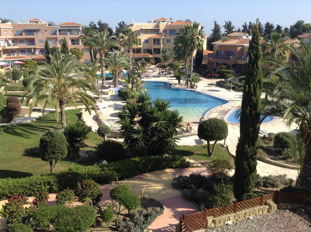 Victor Apartment Paphos Exterior photo